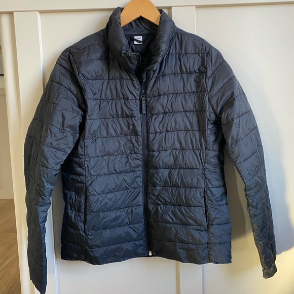 Black puffer - Picture 1 of 2